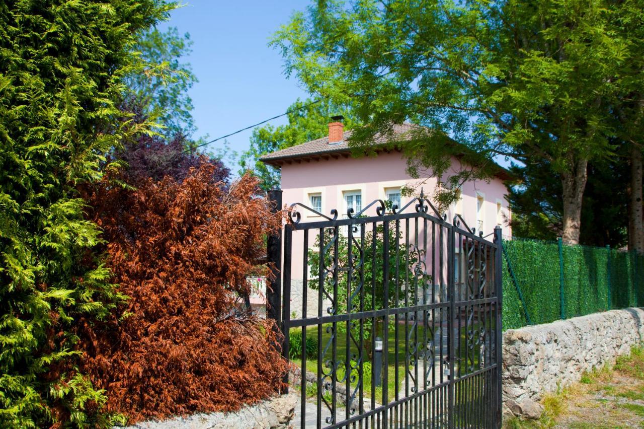 Piloña Villa Mercedes מראה חיצוני תמונה